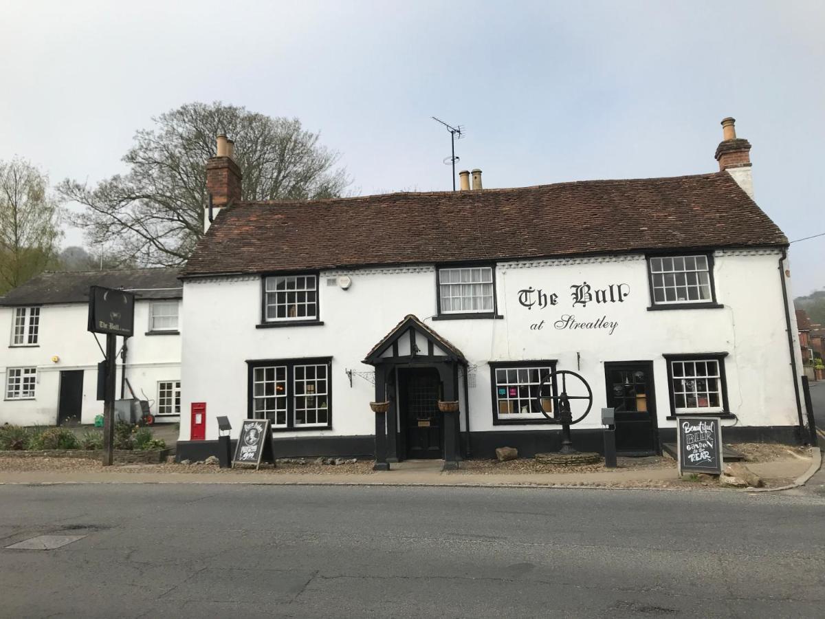 Bull Inn Reading Kültér fotó